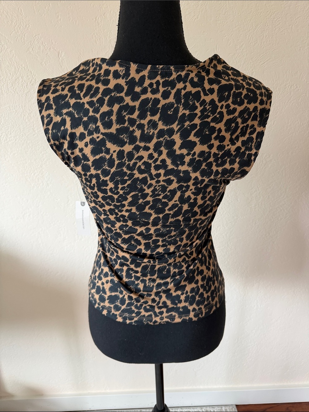 NWT ANTHROPOLOGIE ANIMAL PRINT TANK SIZE SMALL - Picture 3 of 5